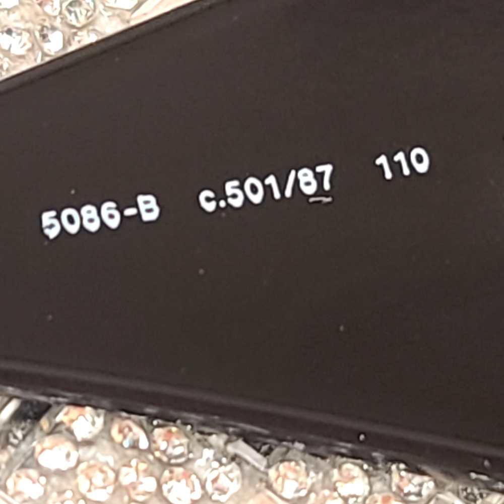 CHANEL logo oversized Ski Shield sunglasses in black w/Swarovski crystal CC embl - Picture 9 of 15